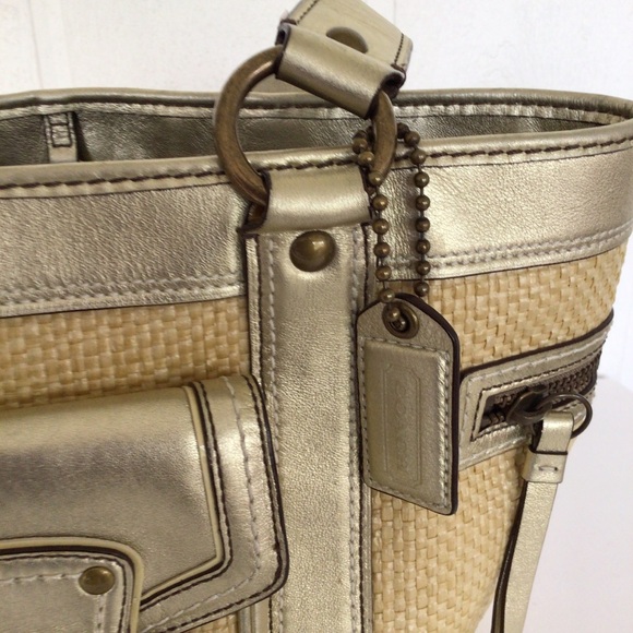 COACH LEGACY METALLIC GOLD AND STRAW HANDBAG - Picture 4 of 13